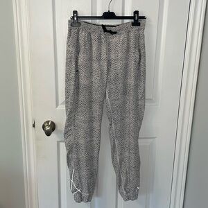 Lululemon lined joggers